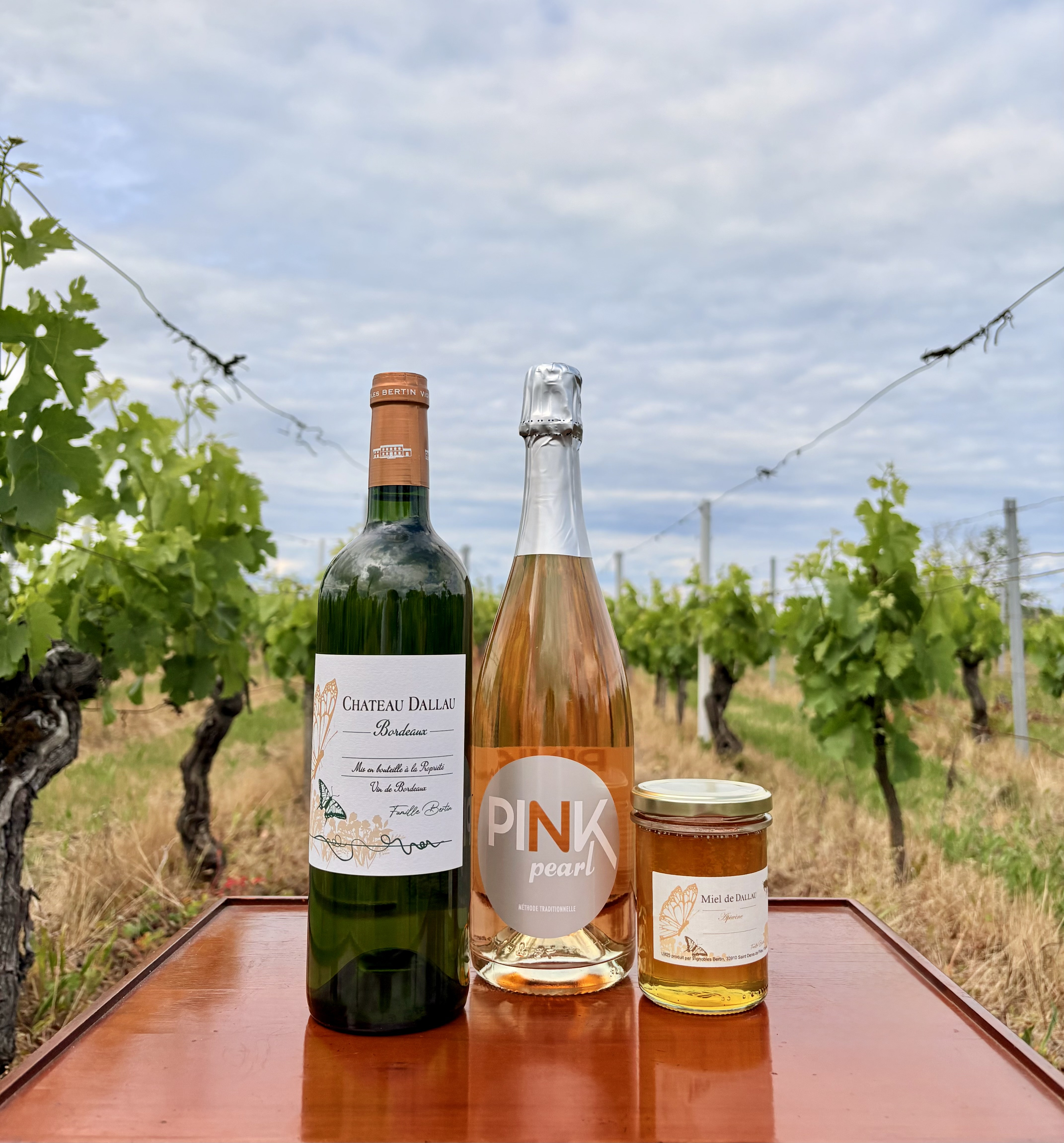 Nos vignes sont en fleurs, et on a pensé aux mamans.